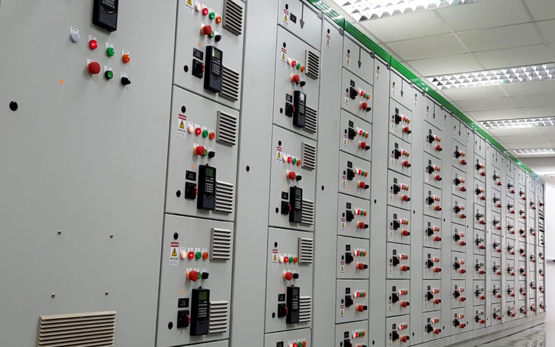tipos de equipo eléctrico industrial - Centro de control